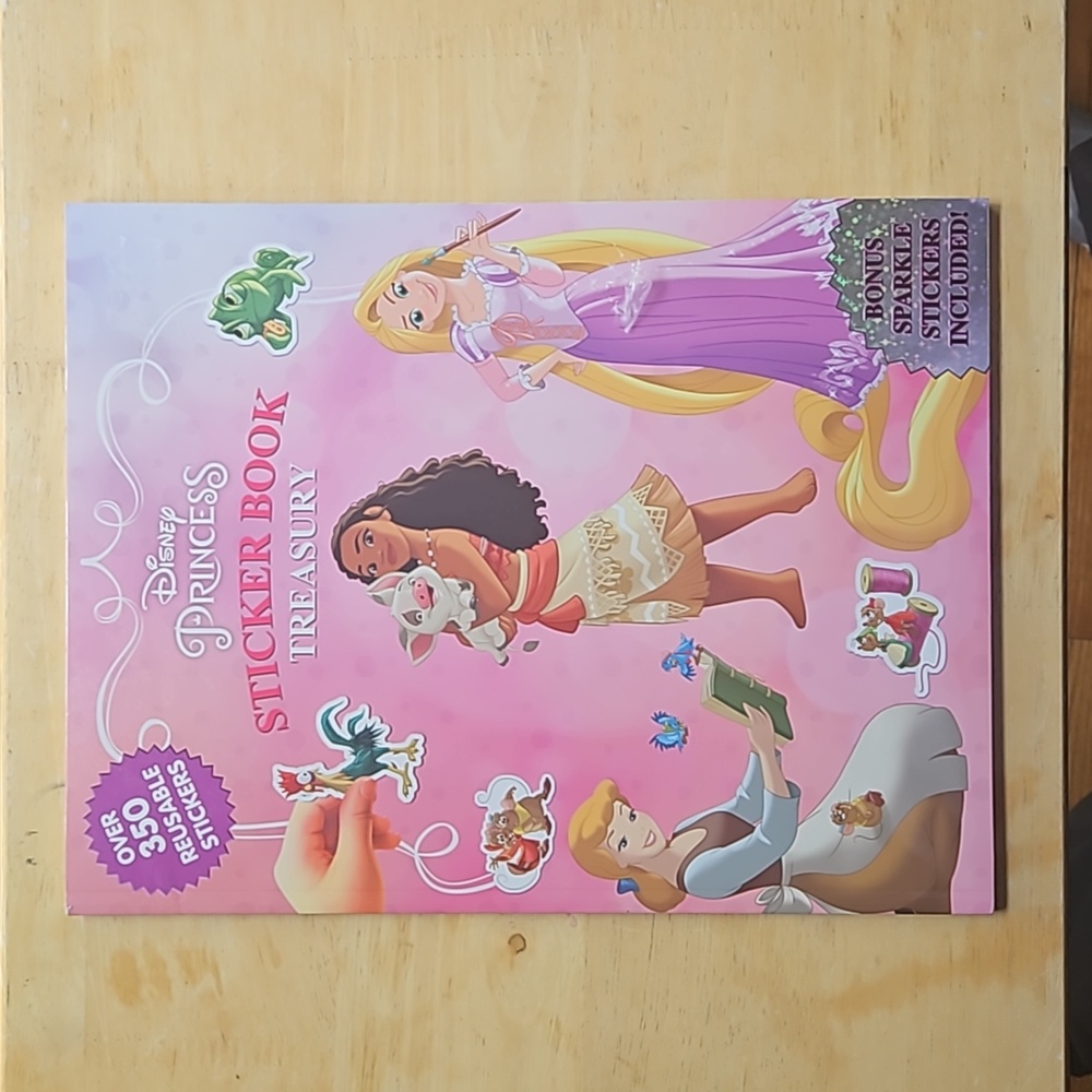 DISNEY PRINCESS STICKER BOOK